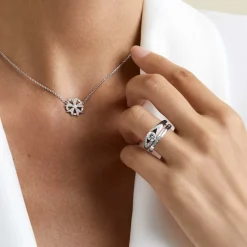 Fashion Arthus Bertrand Bague Solitaire Diamant 0.50 Carat Victoire