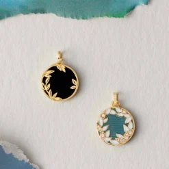 Discount Arthus Bertrand Médaille Or Jaune & Onyx Flora